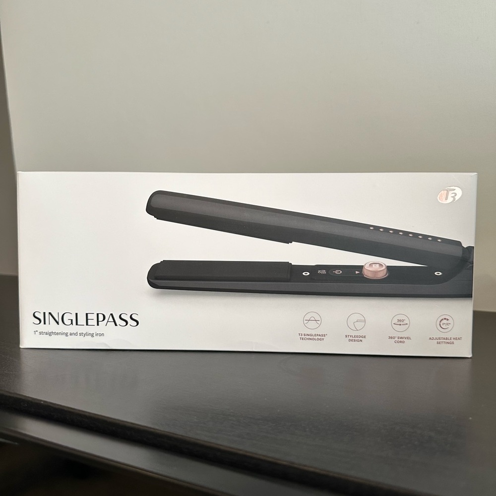T3 Singlepass StylePlus 1” Algorithmic Straightening and Styling Iron